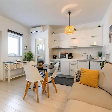 Studio Mare Apartment Zadar